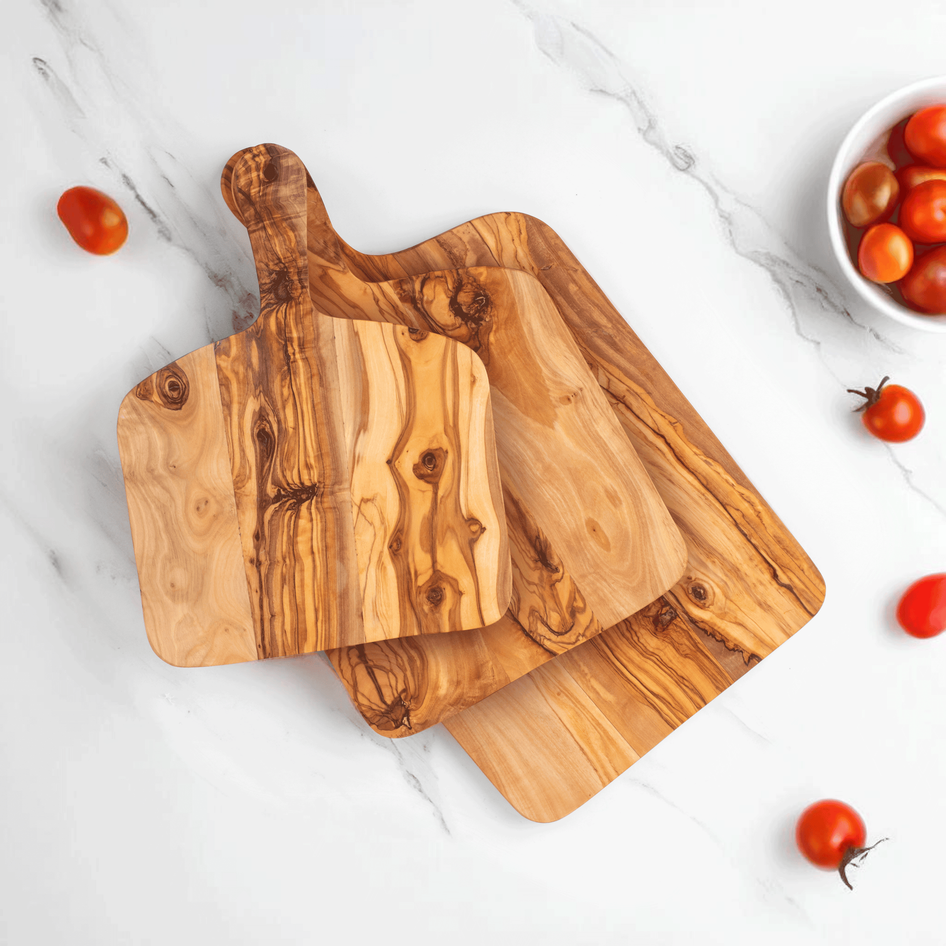Handcrafted Olive Wood Rectangle Cutting Board with Handle - Castle Anna