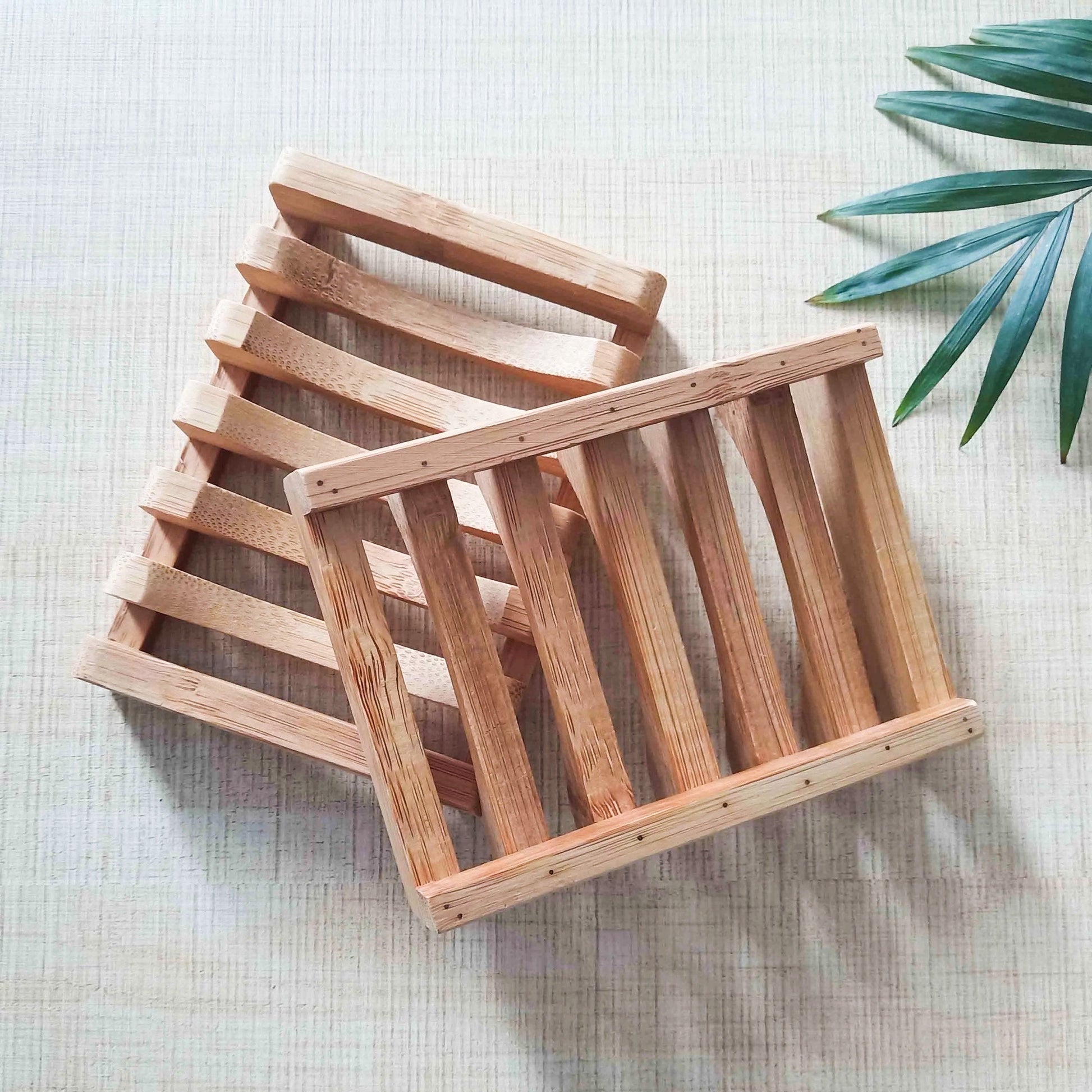 Natural Bamboo Soap Dish - Zero Waste Biodegradable Soap Tray - Castle Anna