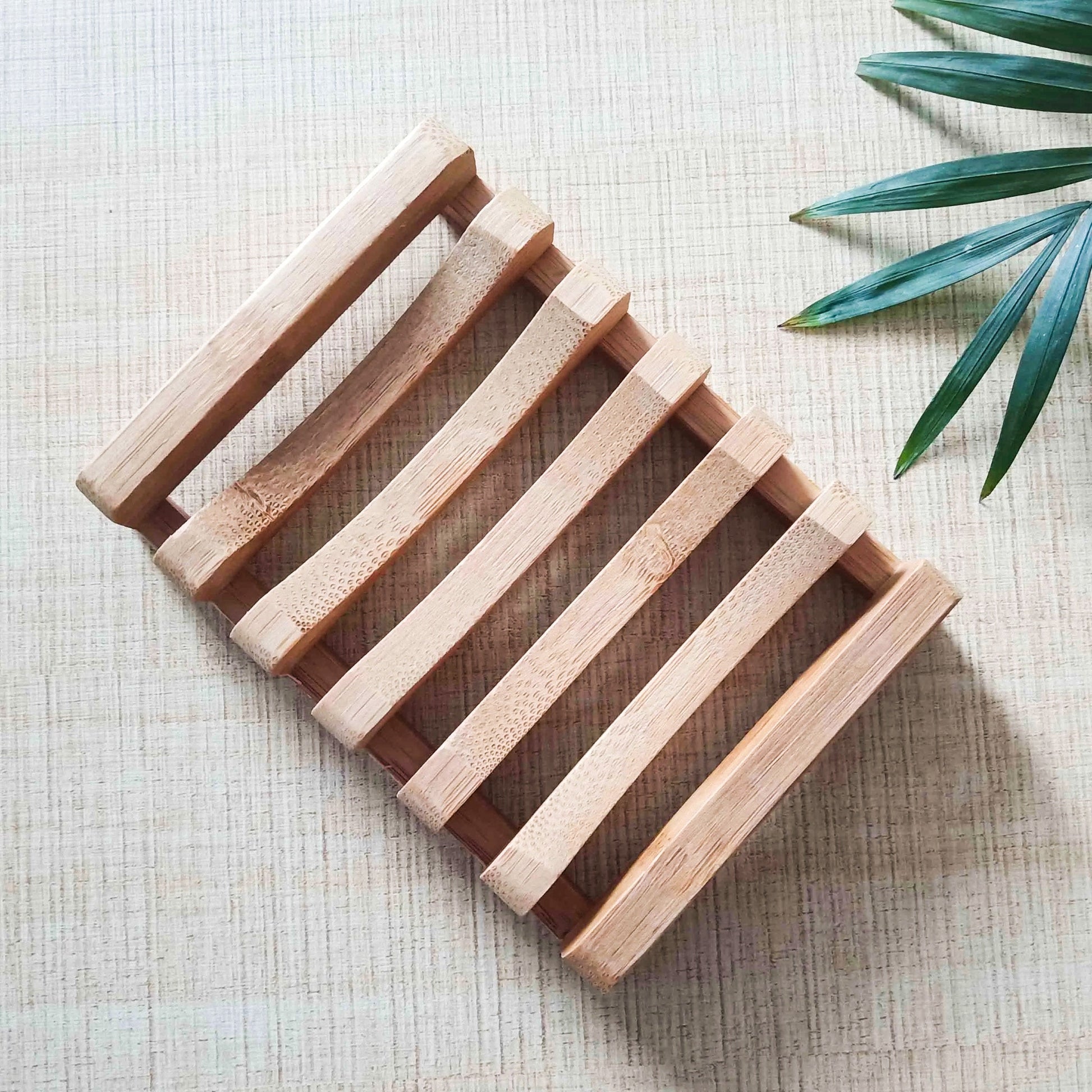 Natural Bamboo Soap Dish - Zero Waste Biodegradable Soap Tray - Castle Anna